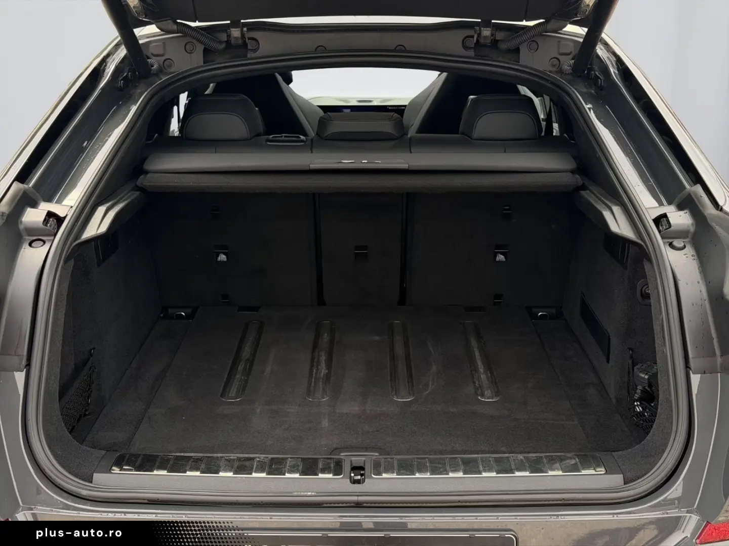 BMW X6 M60 i  B&W SKY-LOUNGE M-PAKET PRO ACC CARBON