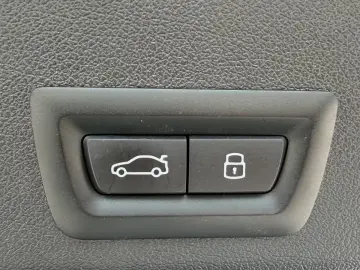 BMW X6 M60 i  B&W SKY-LOUNGE M-PAKET PRO ACC CARBON