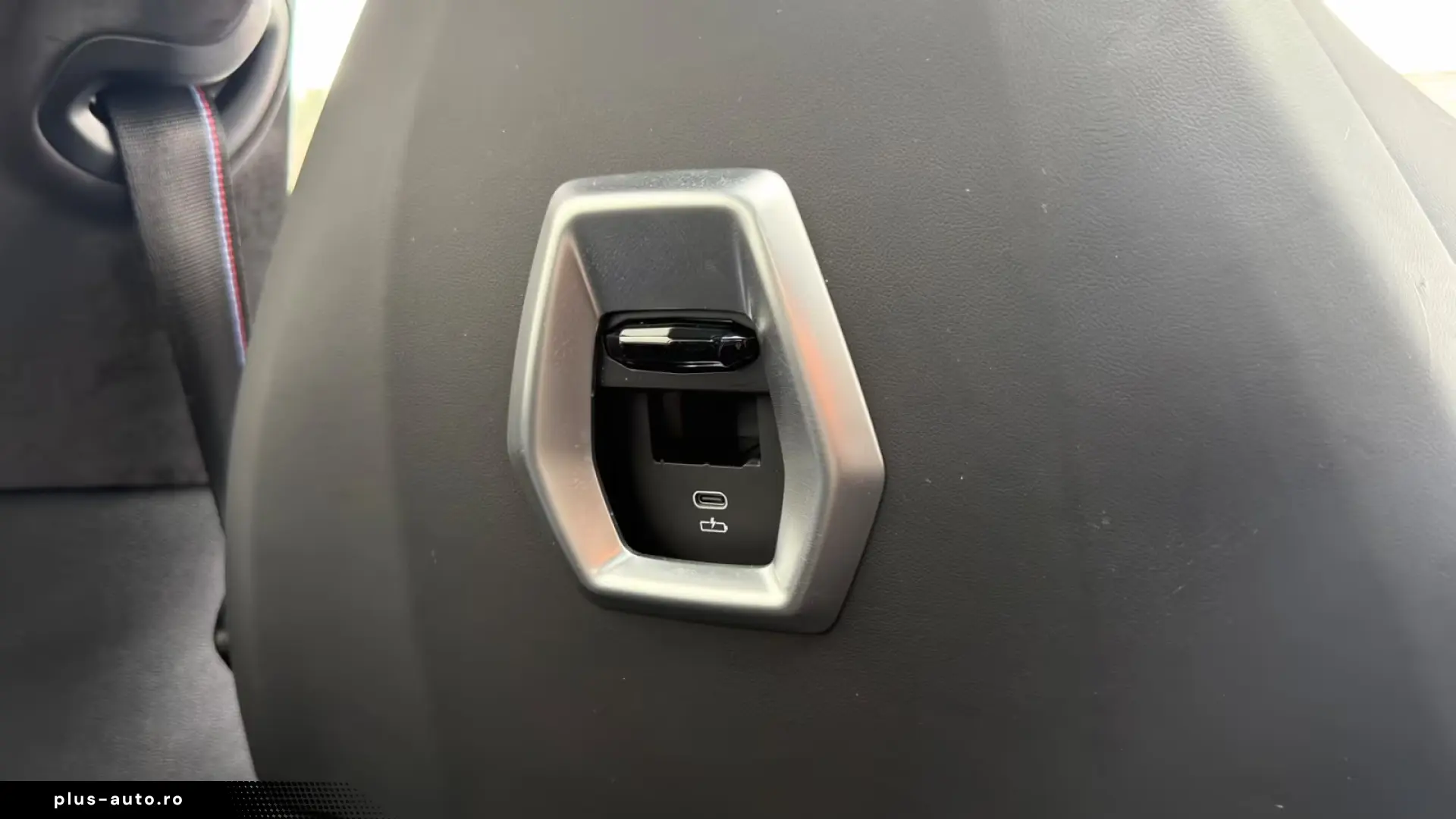 BMW X6 M60 i  B&W SKY-LOUNGE M-PAKET PRO ACC CARBON