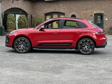 PORSCHE Macan T BOSE PANORAMA KAMERA RELING 21 RS SPYDER