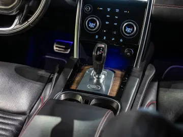 Discovery Sport R-Dynamic HSE 249CP benzina 7 LOCURI