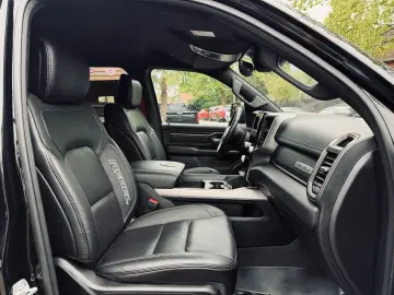 DODGE EU-RAM REBEL 1HAND 12 NAVI DIGITAL TACHO OFFROAD