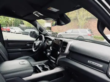 DODGE EU-RAM REBEL 1HAND 12 NAVI DIGITAL TACHO OFFROAD