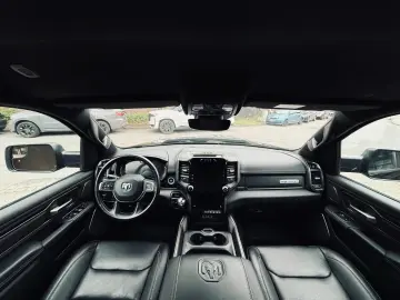 DODGE EU-RAM REBEL 1HAND 12 NAVI DIGITAL TACHO OFFROAD