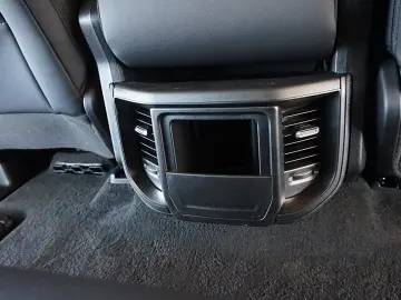 DODGE RAM 1500 HEMI 5.7l Crew-Cab 4x4 6Sitz HOCH-BREIT