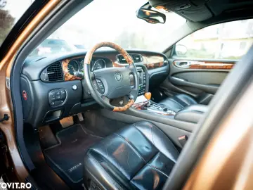 Jaguar XJ XJ8