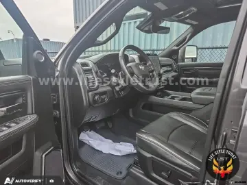 DODGE RAM 2500  POWER WAGON 6.4V8 HEMI 4x4 € 60.000 T1