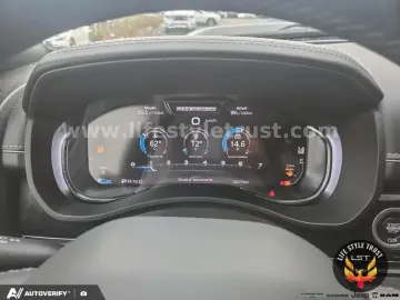 DODGE RAM 2500  POWER WAGON 6.4V8 HEMI 4x4 € 60.000 T1