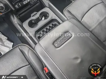 DODGE RAM 2500  POWER WAGON 6.4V8 HEMI 4x4 € 60.000 T1