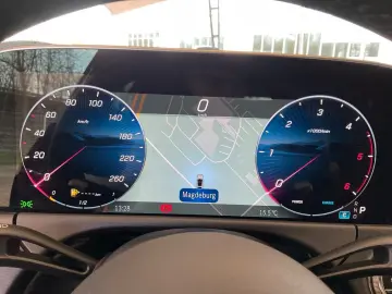 Mercedes-Benz E 200 d Limo AMG Pano Distro 360Ka