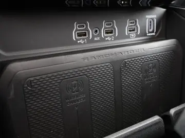 DODGE RAM Ram 1500 3.0 L6 LARAMIE SPORT NIGHT incl. La