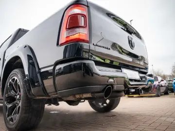 DODGE RAM 5 7 Limited LCD ACC LUFT VOLL