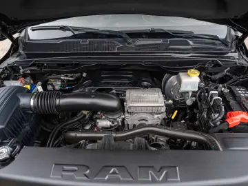 DODGE RAM 5 7 Limited LCD ACC LUFT VOLL