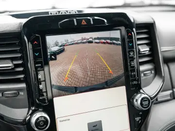 DODGE RAM 5 7 Limited LCD ACC LUFT VOLL