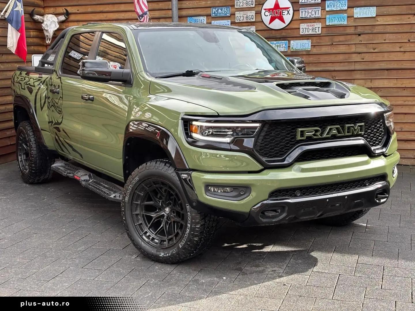 DODGE RAM 1500 TRX Bodykit 5.7L 12´´Display 4x4 AHK