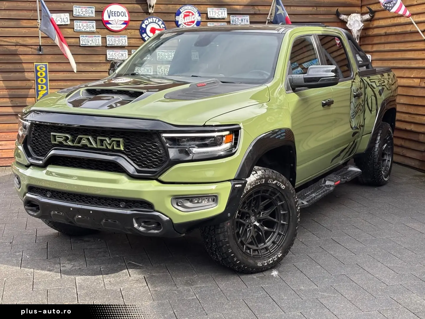 DODGE RAM 1500 TRX Bodykit 5.7L 12´´Display 4x4 AHK