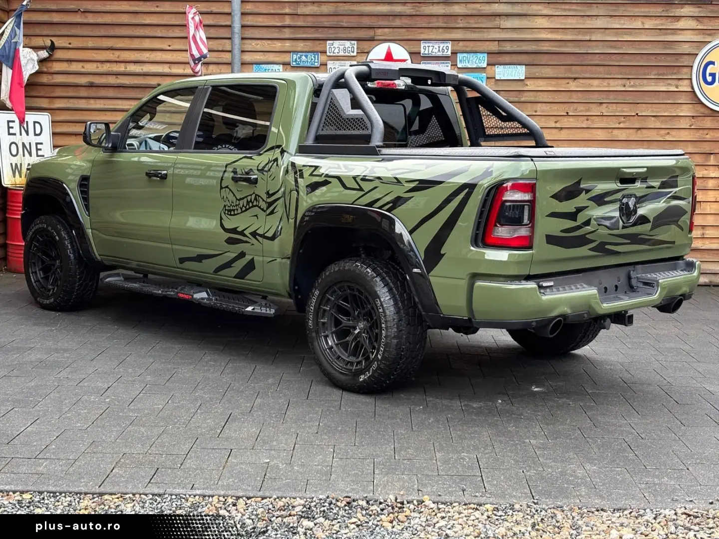 DODGE RAM 1500 TRX Bodykit 5.7L 12´´Display 4x4 AHK