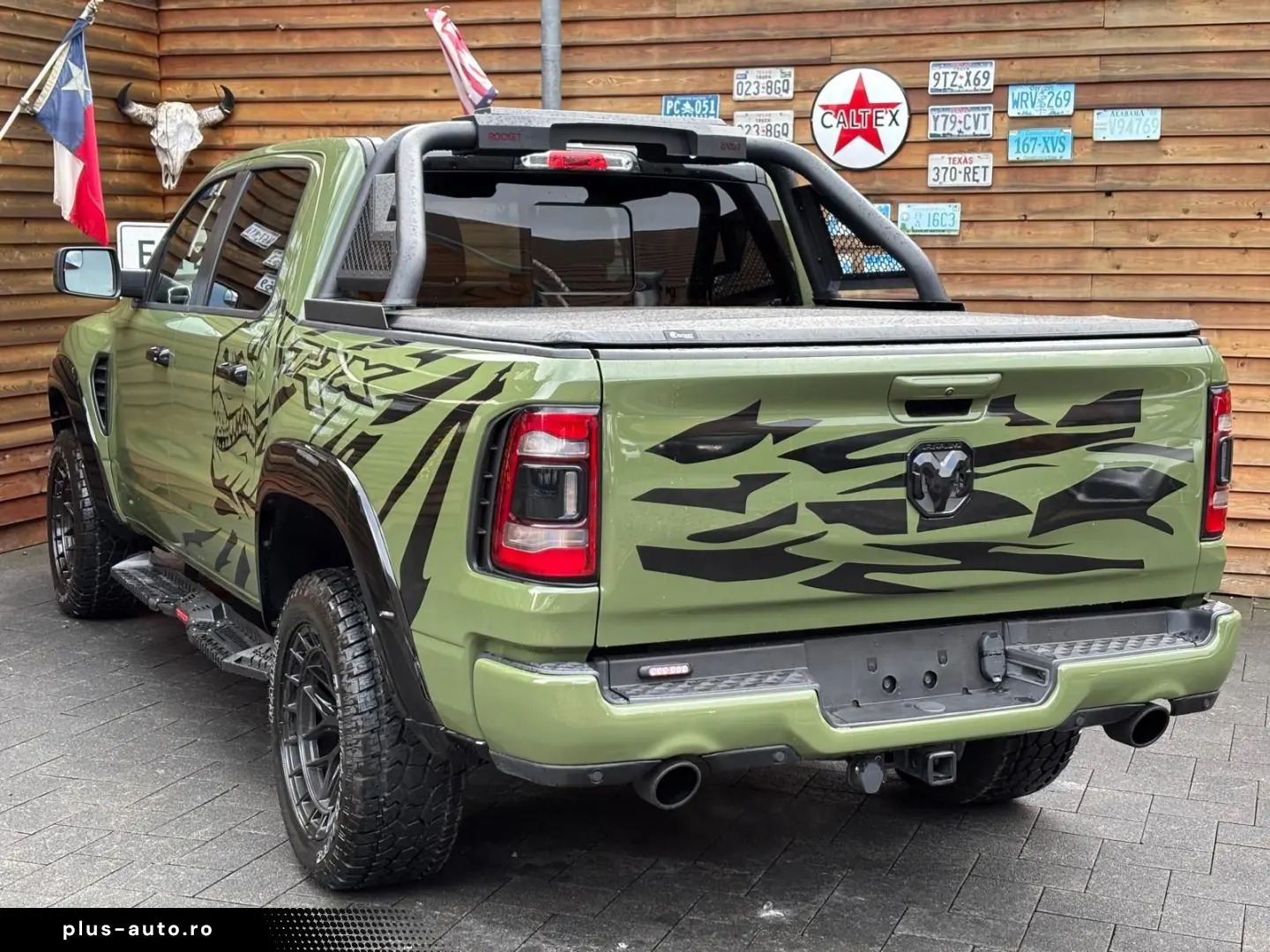 DODGE RAM 1500 TRX Bodykit 5.7L 12´´Display 4x4 AHK
