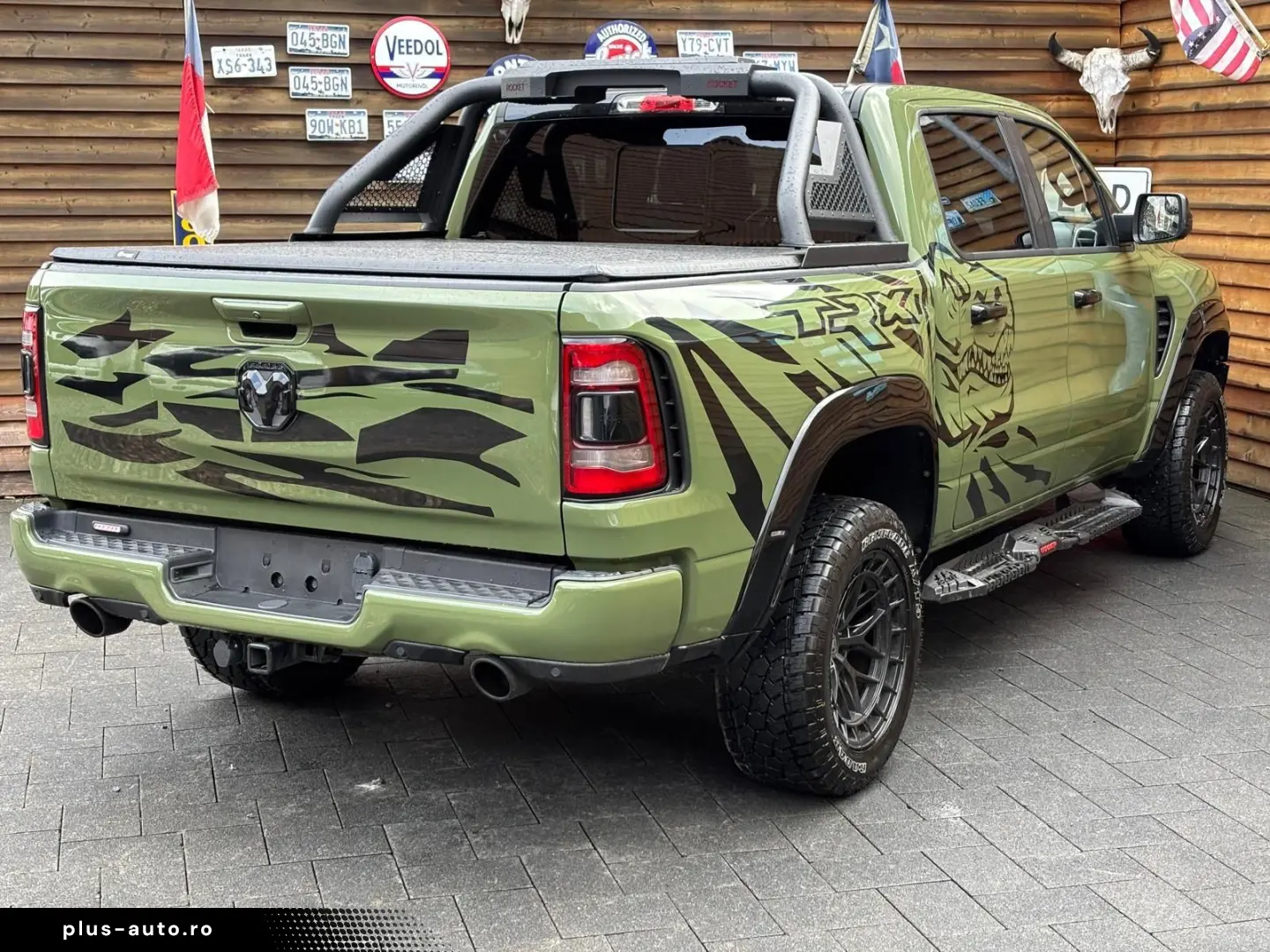 DODGE RAM 1500 TRX Bodykit 5.7L 12´´Display 4x4 AHK