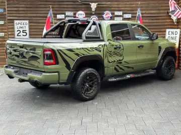 DODGE RAM 1500 TRX Bodykit 5.7L 12´´Display 4x4 AHK