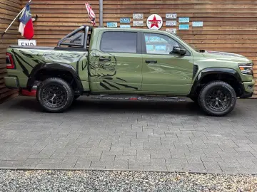 DODGE RAM 1500 TRX Bodykit 5.7L 12´´Display 4x4 AHK