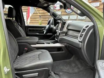 DODGE RAM 1500 TRX Bodykit 5.7L 12´´Display 4x4 AHK