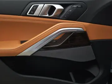 BMW X6 xDrive40i M Sport M-Sportpaket Pro HK