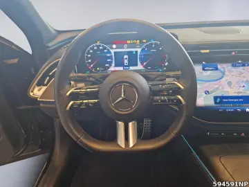 Mercedes-Benz E 220 d AMG Night LED KEYLESS