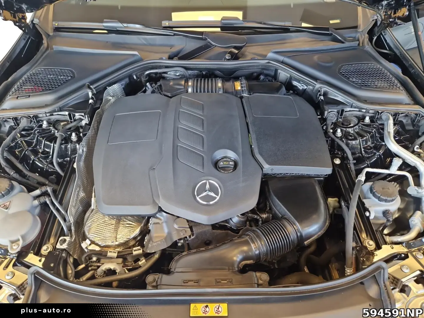 Mercedes-Benz E 220 d AMG Night LED KEYLESS