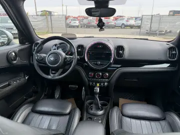 MINI COUNTRY MAN S 2019   PLUG IN HYBRID   65.000 KM     4X4