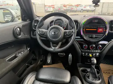 MINI COUNTRY MAN S 2019   PLUG IN HYBRID   65.000 KM     4X4