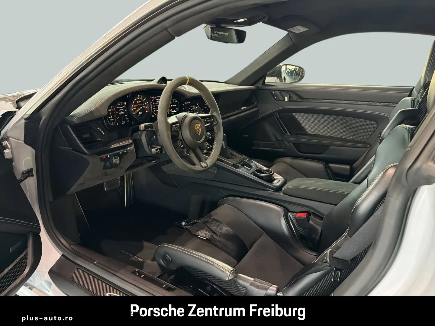 PORSCHE 992 (911) GT3 RS Weissach Matrix Carbon Lift