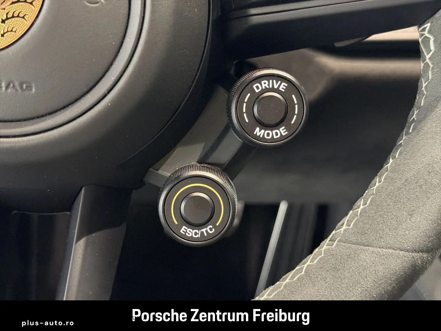 PORSCHE 992 (911) GT3 RS Weissach Matrix Carbon Lift