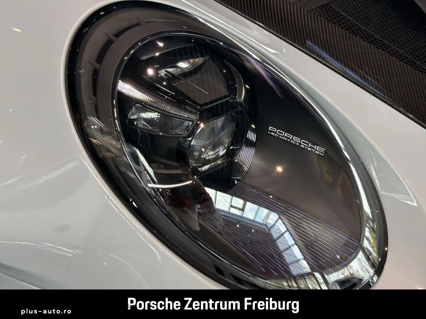 PORSCHE 992 (911) GT3 RS Weissach Matrix Carbon Lift