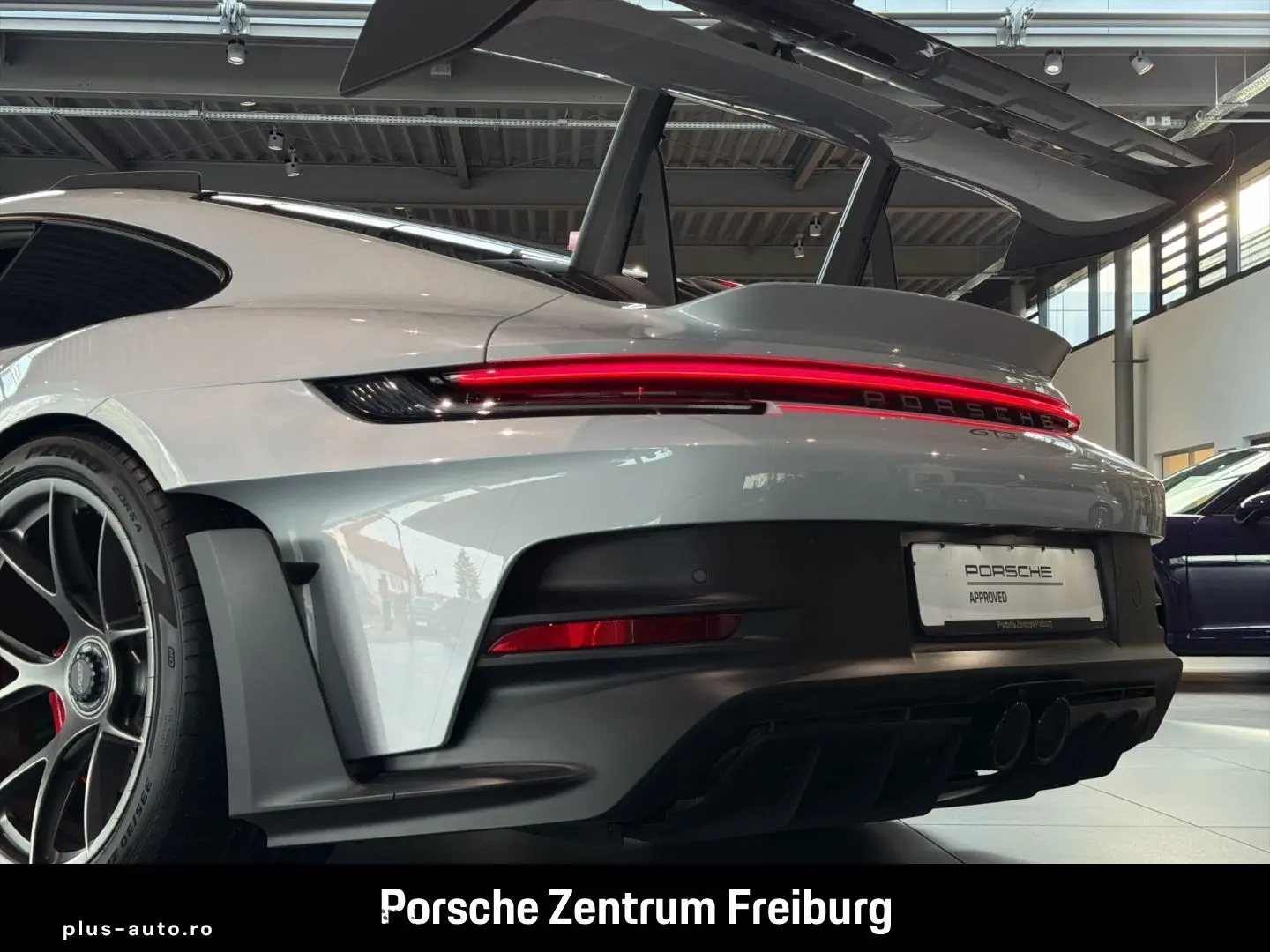 PORSCHE 992 (911) GT3 RS Weissach Matrix Carbon Lift