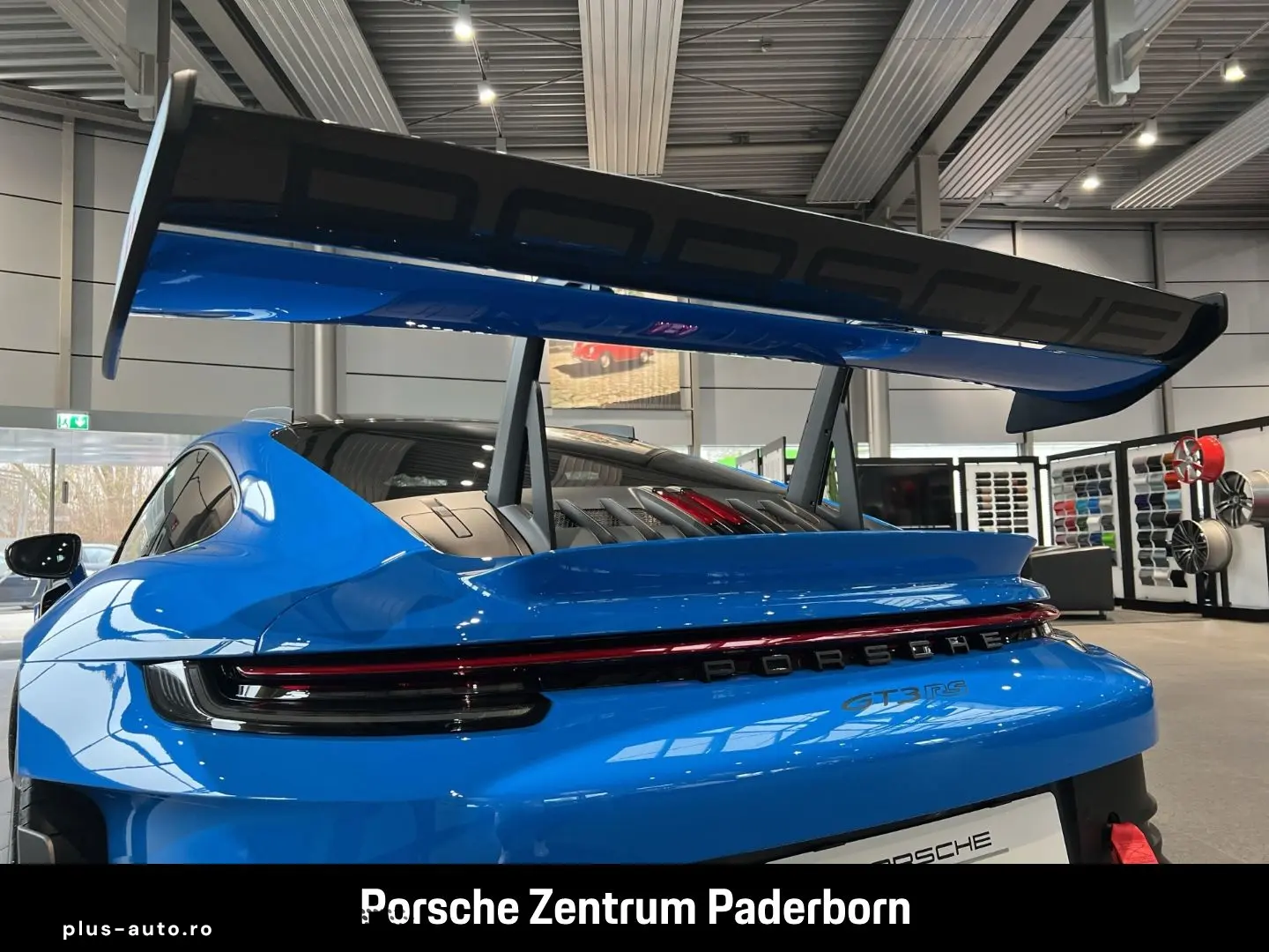 PORSCHE 992 911 GT3 RS Lift Weissach Bose Carbon Matrix