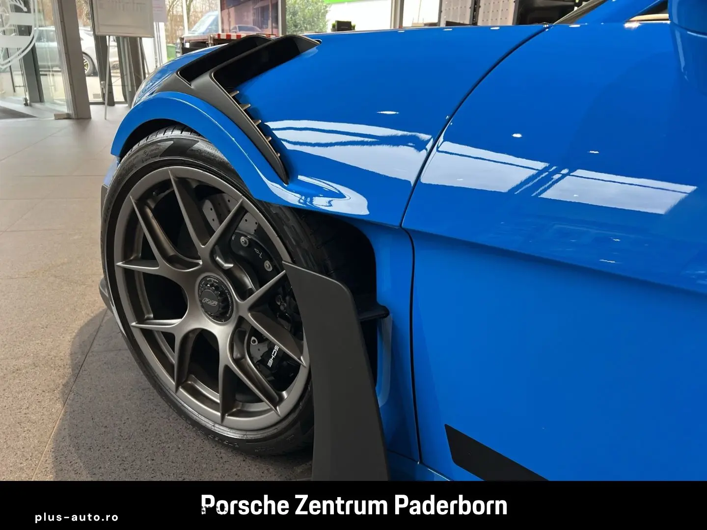 PORSCHE 992 911 GT3 RS Lift Weissach Bose Carbon Matrix