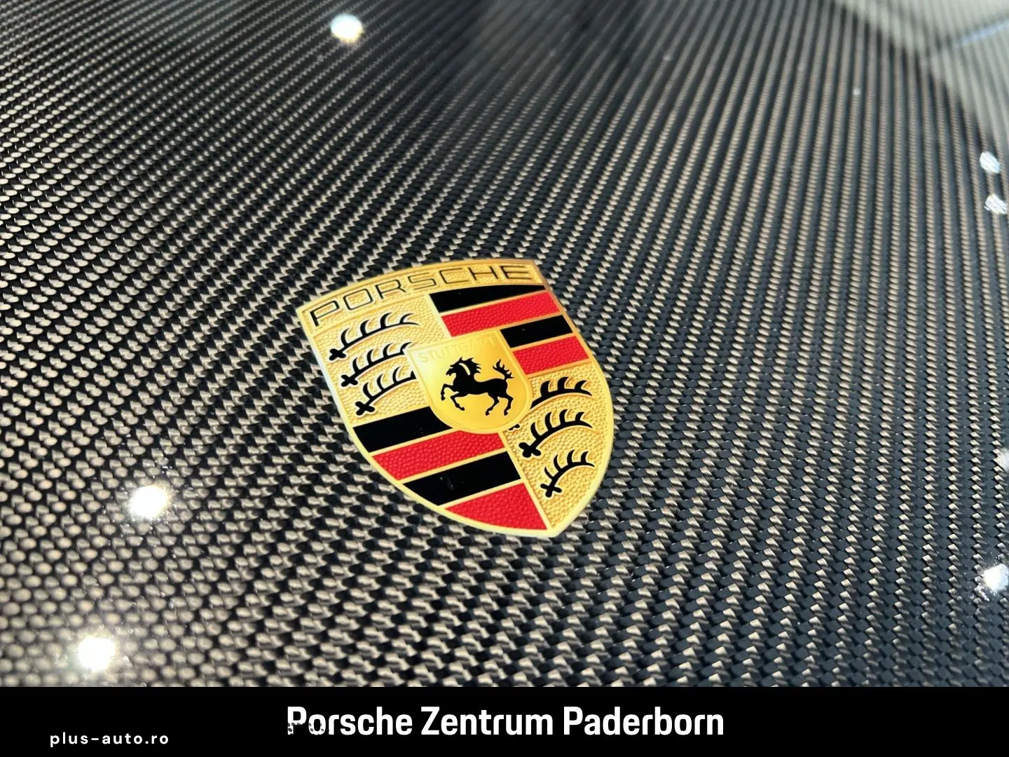 PORSCHE 992 911 GT3 RS Lift Weissach Bose Carbon Matrix