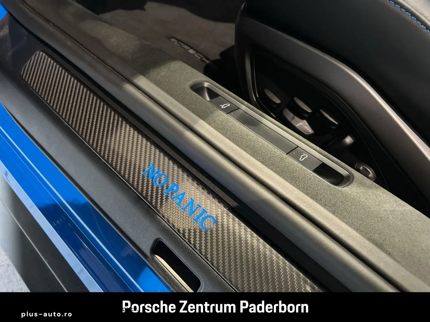 PORSCHE 992 911 GT3 RS Lift Weissach Bose Carbon Matrix