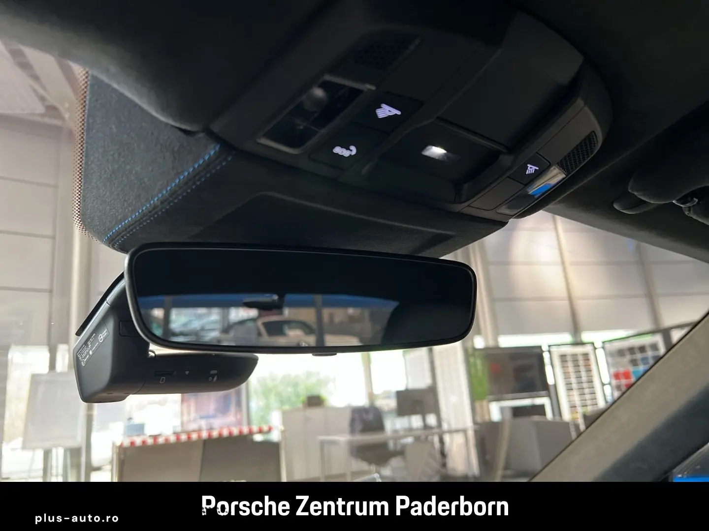 PORSCHE 992 911 GT3 RS Lift Weissach Bose Carbon Matrix