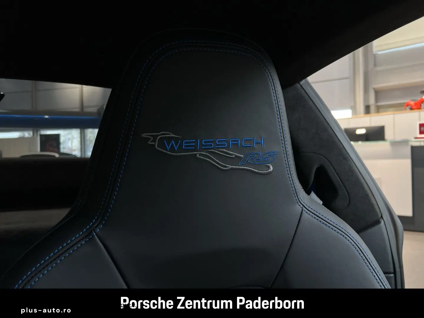 PORSCHE 992 911 GT3 RS Lift Weissach Bose Carbon Matrix