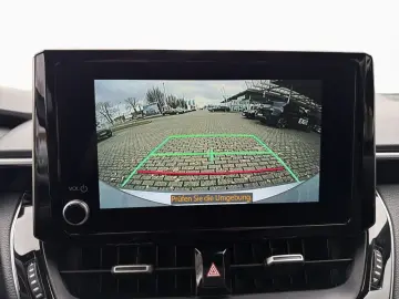 TOYOTA Corolla 1.8 Hybrid