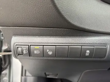 TOYOTA Corolla 1.8 Hybrid