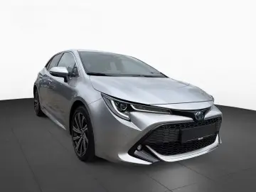 TOYOTA Corolla 1.8 Hybrid