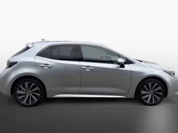 TOYOTA Corolla 1.8 Hybrid