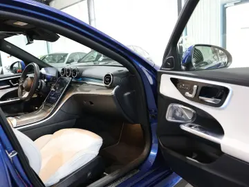 MERCEDES-BENZ C 220 d LIMOUSINE AMG-LINE SPORT