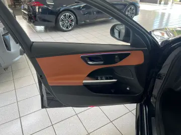 MERCEDES-BENZ C 220 d Lim AMG Advanced LEDER DISTR AHK 360