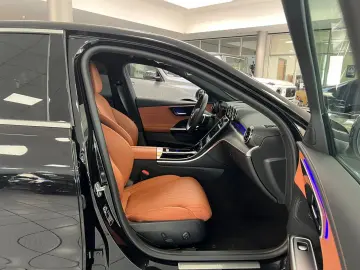 MERCEDES-BENZ C 220 d Lim AMG Advanced LEDER DISTR AHK 360