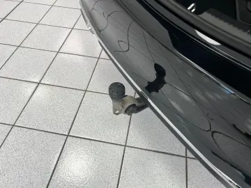 MERCEDES-BENZ C 220 d Lim AMG Advanced LEDER DISTR AHK 360