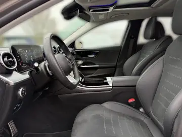 MERCEDES-BENZ C 220 d  AMG NIGHT AHK KAMERA SDACH BURMESTER
